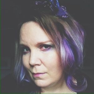 Meet your Posher, Edith